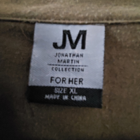 Jonathan Martin army green half sleeve shirt with buttons. Size XL - Picture 3 of 3